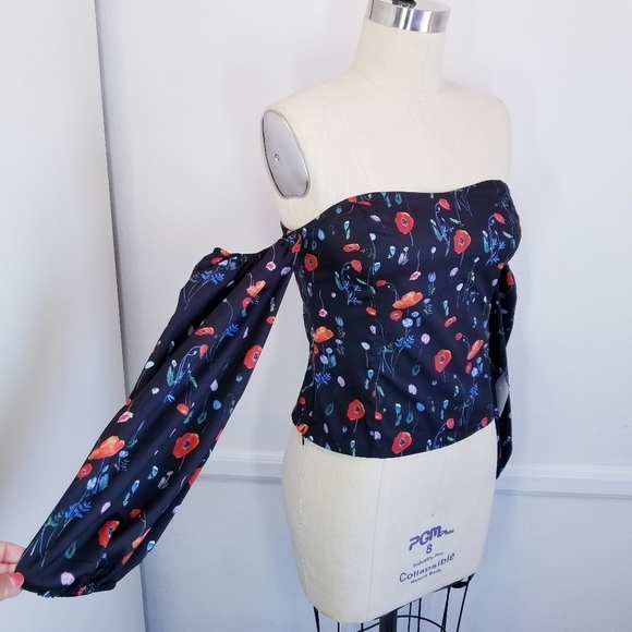 🌸NEW PrettyLittleThing | Floral bardot top - Picture 13 of 13